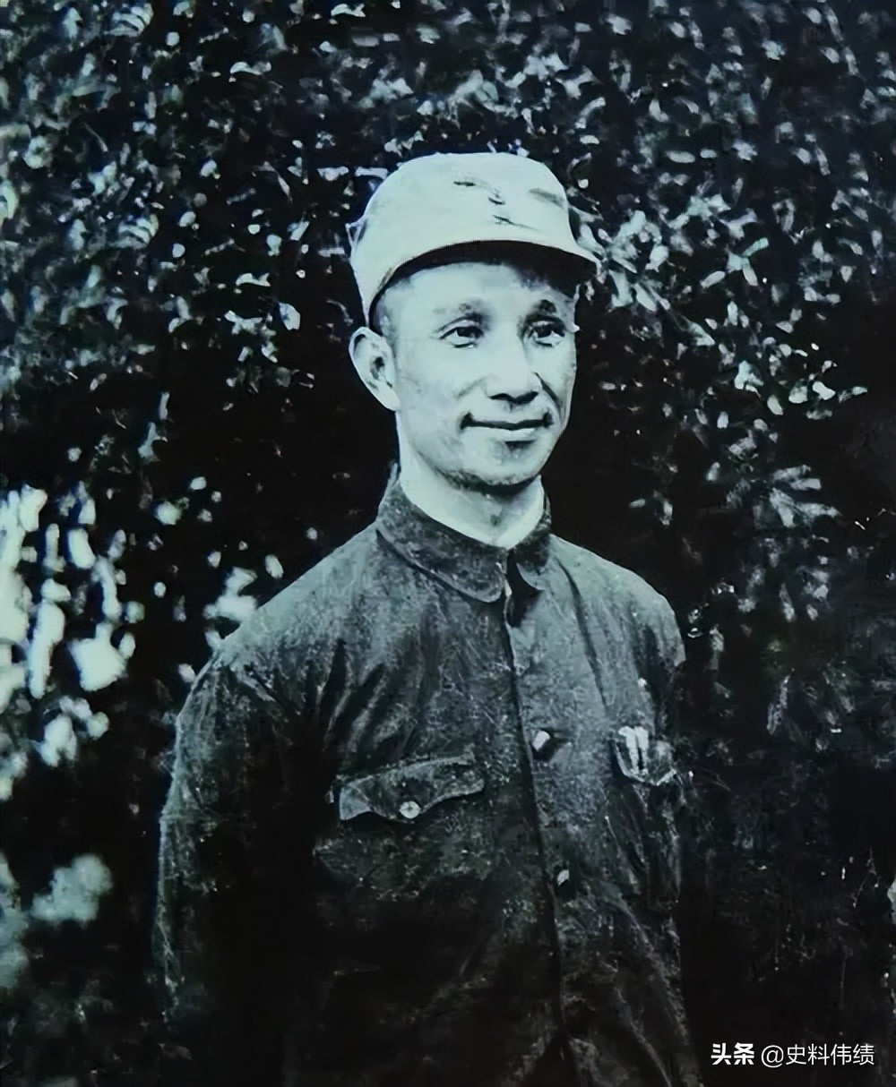 南昌起义后，粟裕一会当连长、一会当指导员，后3年成为红军师长