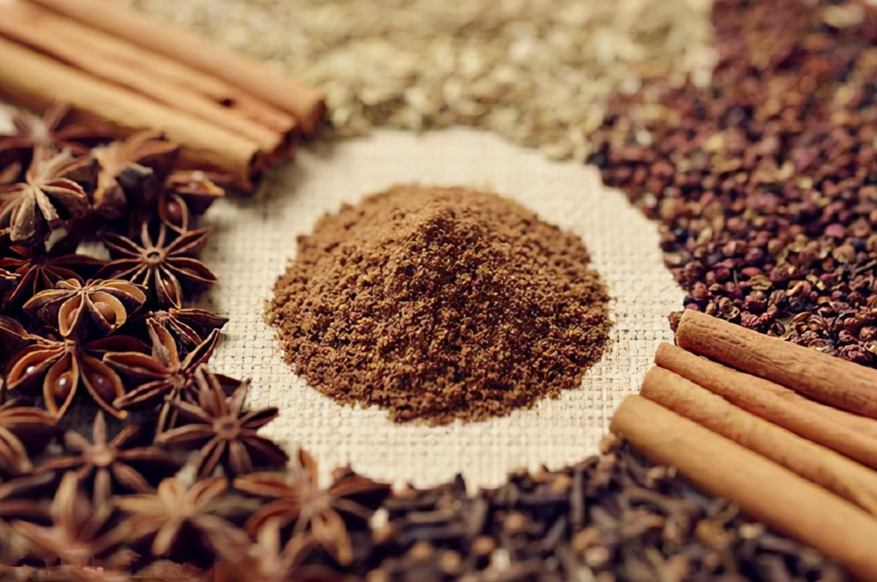 调饺子馅牢记2不加3顺序,调饺子馅记住三放两不放