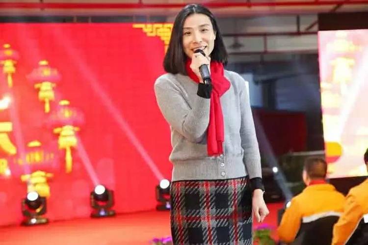 申通创始人陈小英死了,申通陈小英套现多少