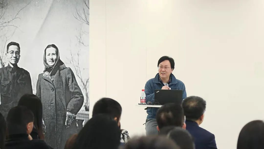 从梁思成和林徽因的选择，看中国古建筑的独特价值