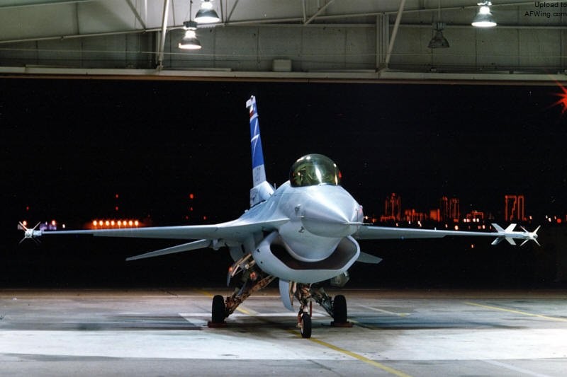 洛克希德f-16战斗机,蝰蛇的秘密f16