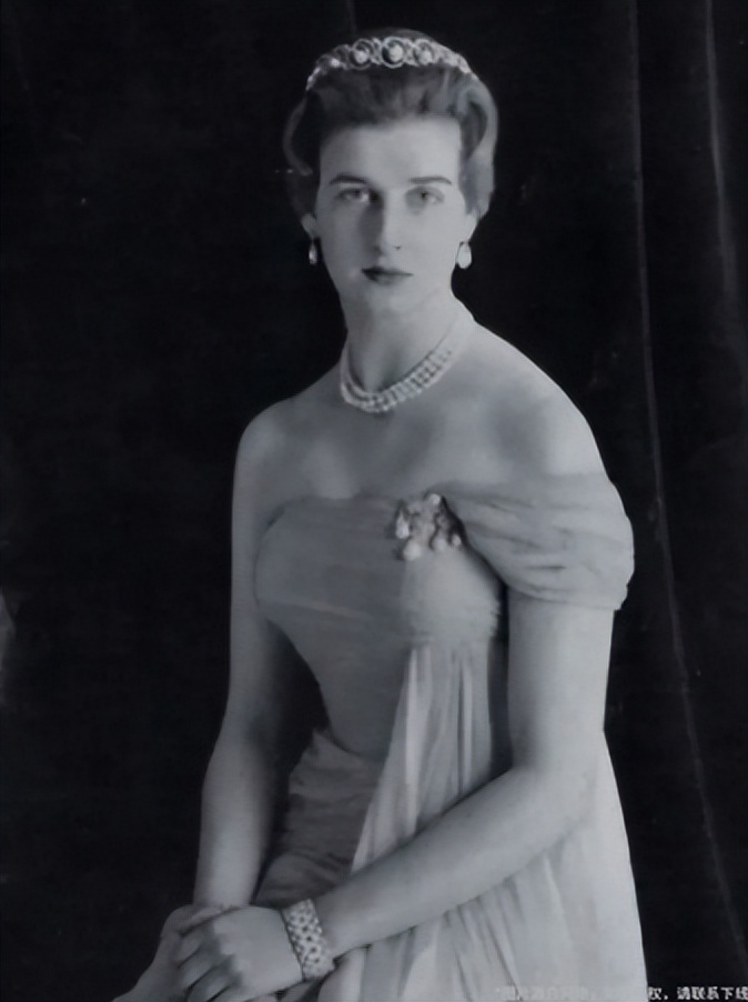 英国皇室珍珠复古手链,英国皇室手链