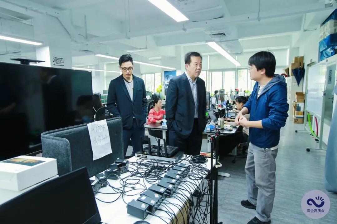 新起点砥砺前行再出发,新起点再出发环创