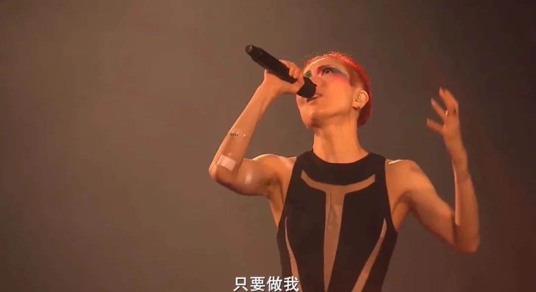 对不起，她被封神，不是「爽剧」