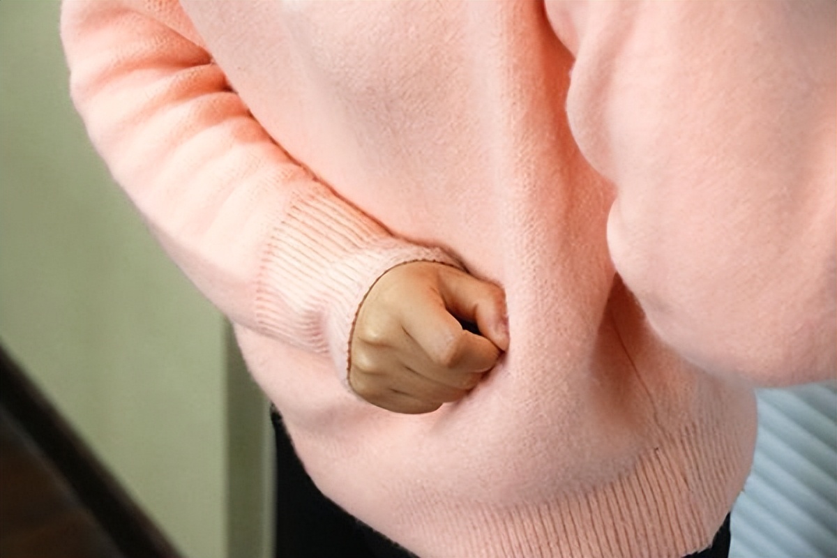 石女有了月经还算石女吗,石女有其他并发症吗