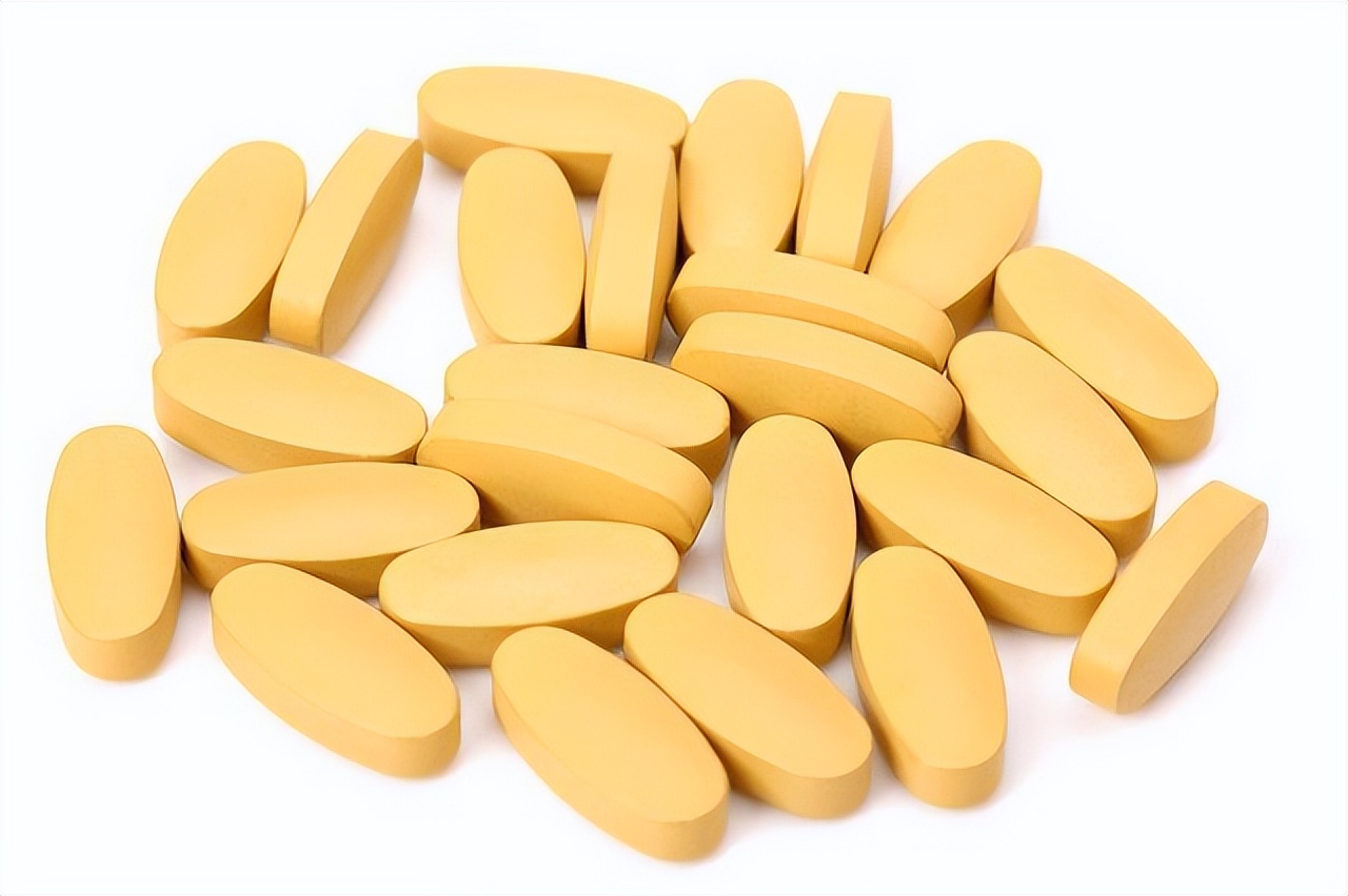 身体缺乏哪种维生素会导致白发,人体缺少什么营养素会造成白发