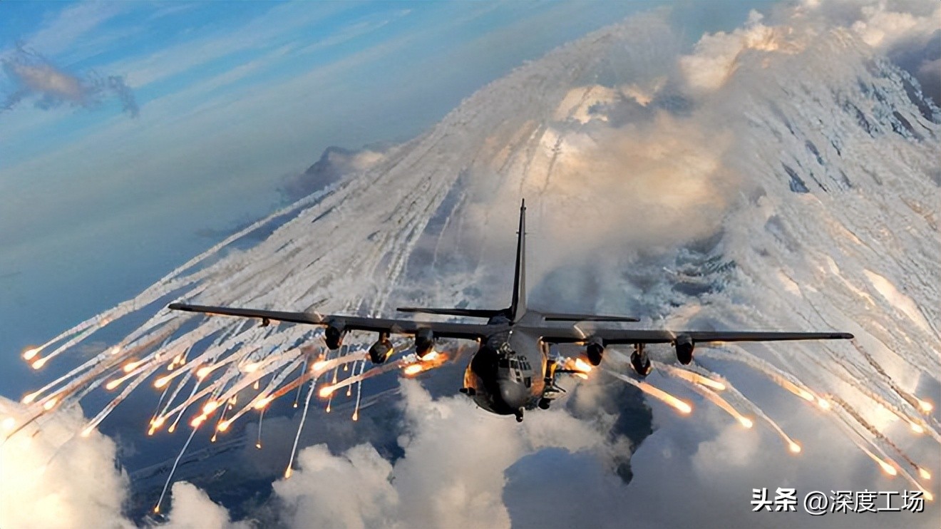 伊朗导弹爆炸最新信息,伊朗导弹基地爆炸最新视频