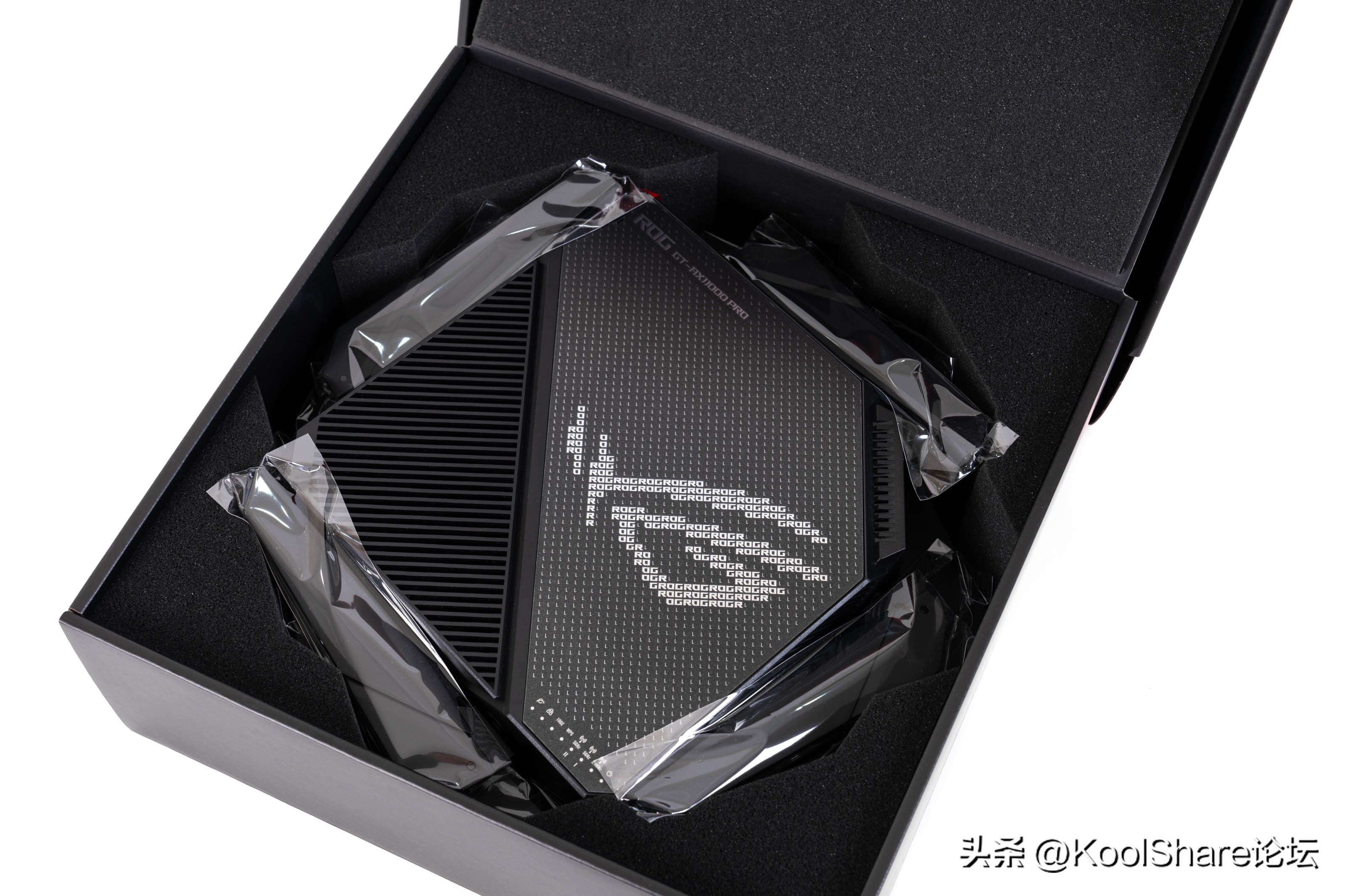 rog新款路由器2022,rog上代旗舰主机评测