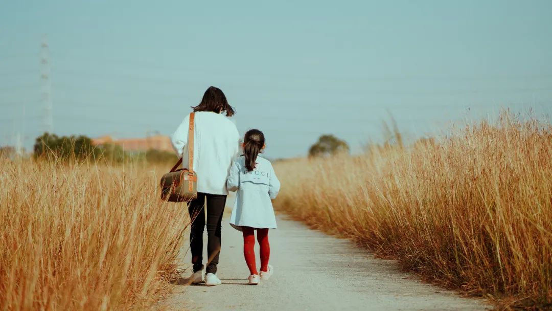 最失败的教育是对孩子太过迁就,孩子教育失败家庭过得失败