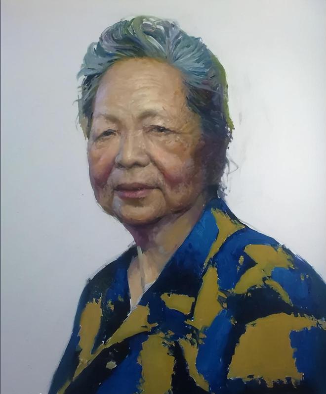 中国女子被美国海关扣留，送出6800美元，保住了神秘小药盒