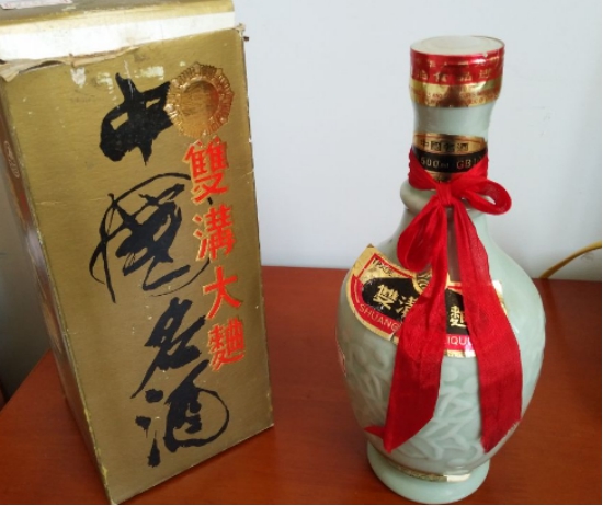 我国哪个省的白酒最好喝?经评鉴:这4款摘得桂冠,有你家乡的吗