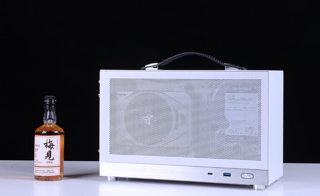 5000元itx主机加便携显示器,能吊打万元笔记本的itx主机