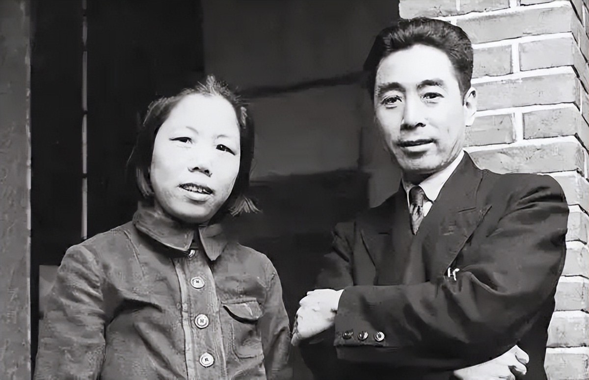 1973年，周恩来第3次视察大寨，感慨：我老了，不会有希望再来了