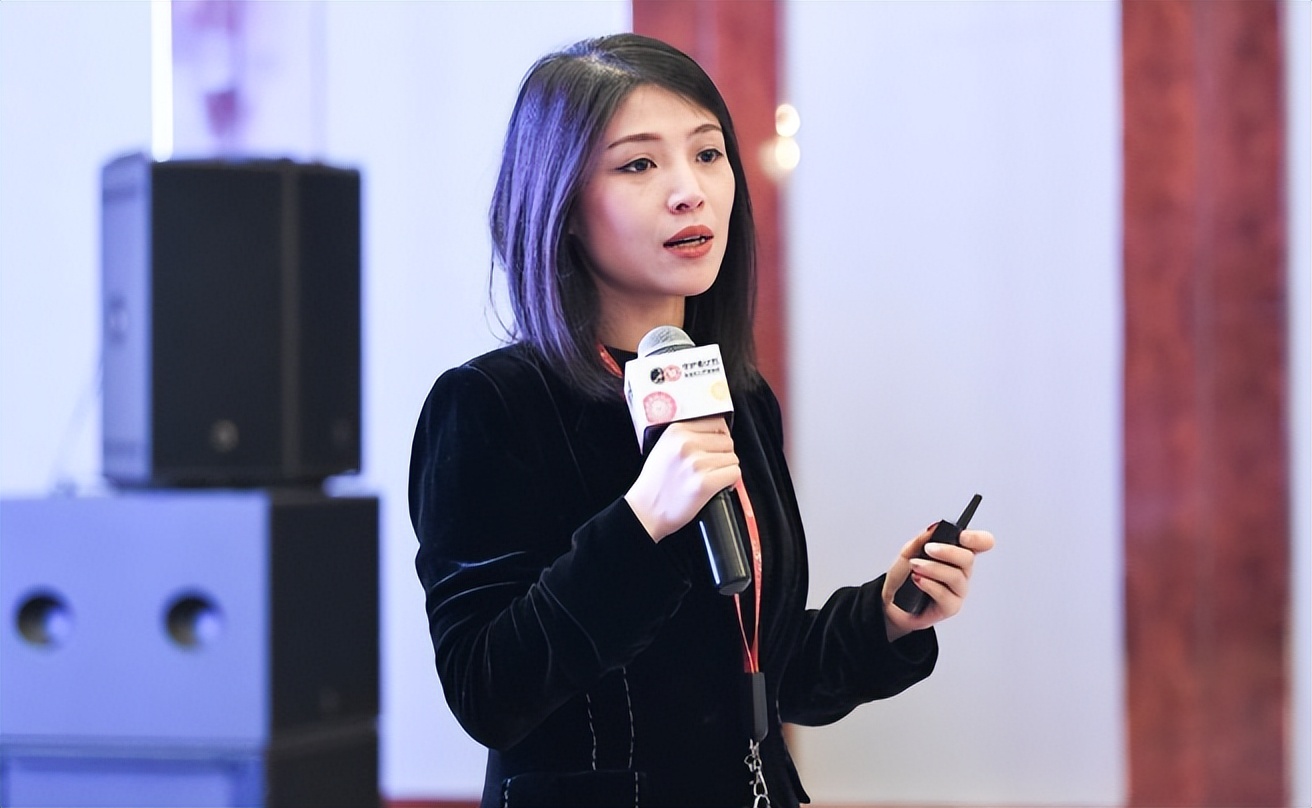 最有潜力的前100名女性企业家,中国十大白手起家女企业家