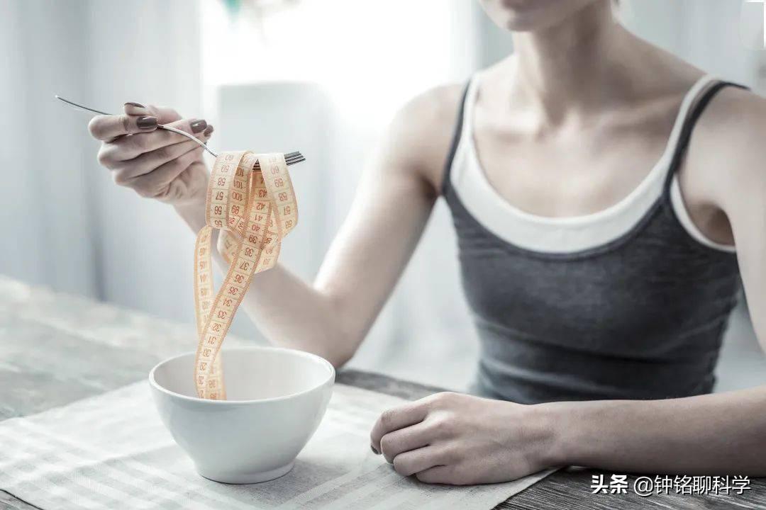 怎样戒掉暴饮暴食和催吐习惯,暴饮暴食催吐怎样戒掉