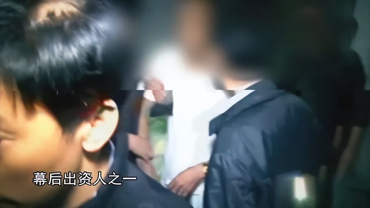 2019年广东下岗工人成吨买纸,引起警方怀疑，民警破门后大受震撼