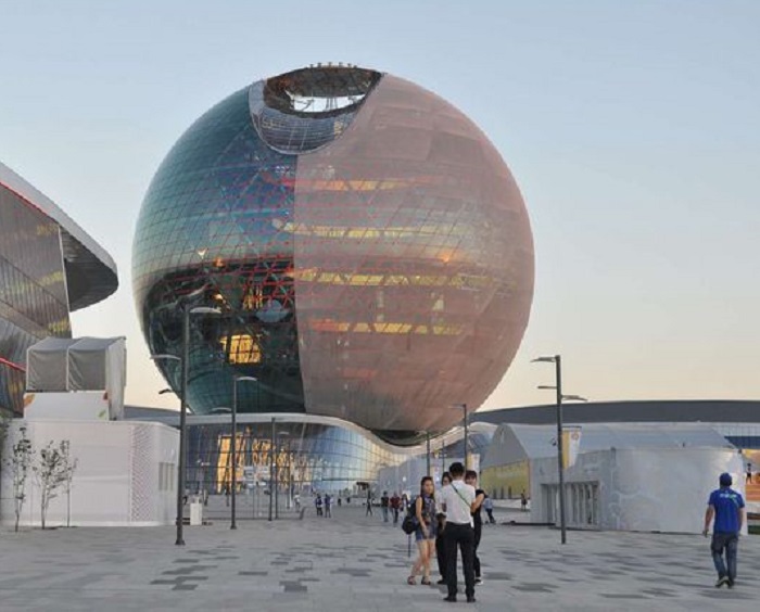 中国空姐迪拜嫁土豪,外国空姐和中国小伙去迪拜