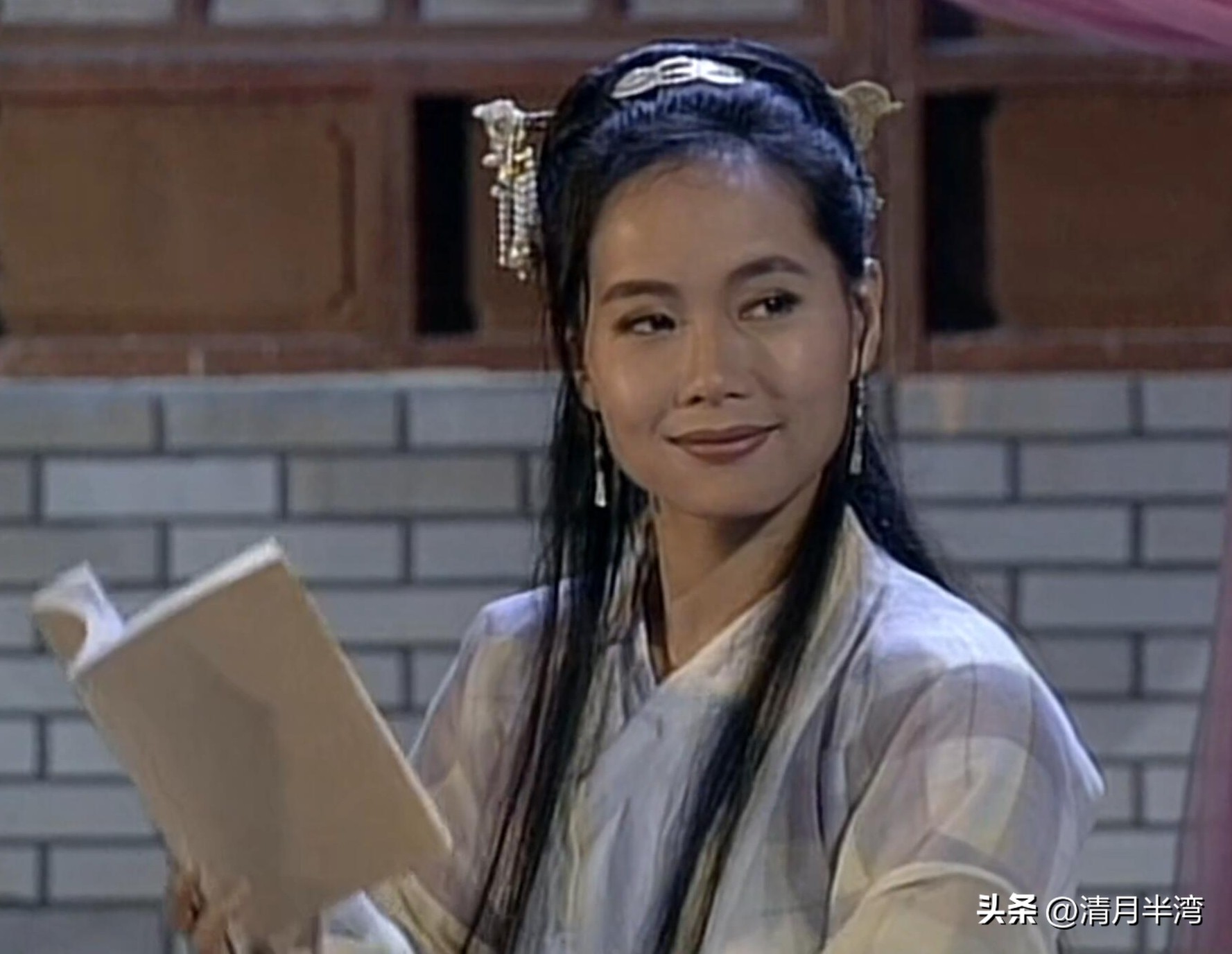 那些长得丑却非常有魅力的女星,丑而不自知的人