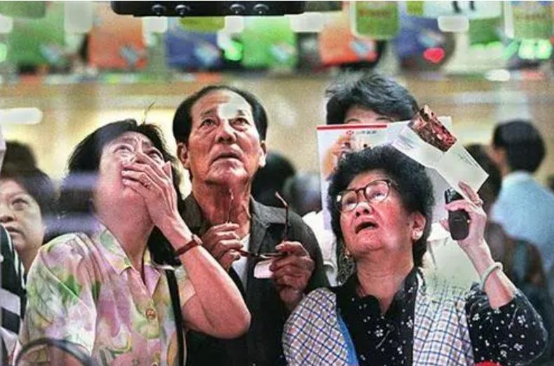 香港金融保卫战：索罗斯是如何做空英镑泰铢，决战香港的？