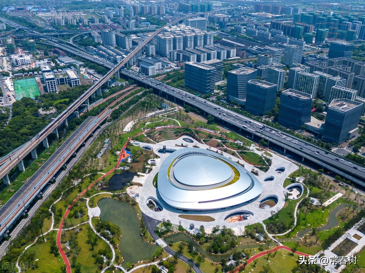 杭州蝉联中国最具潜力城市榜首,杭州成为第10个超大城市