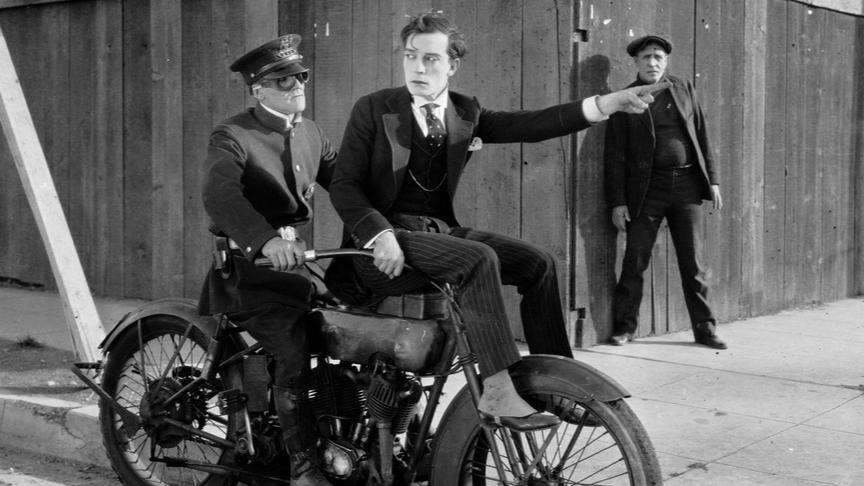 够你笑十年的15部爆笑喜剧电影,十部搞笑喜剧电影