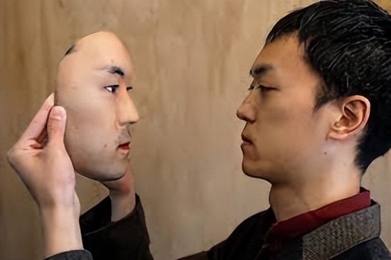 鏃ユ湰鍙戞槑鏂板瀷闈㈢僵,鏃ユ湰浜虹殑闈㈢僵