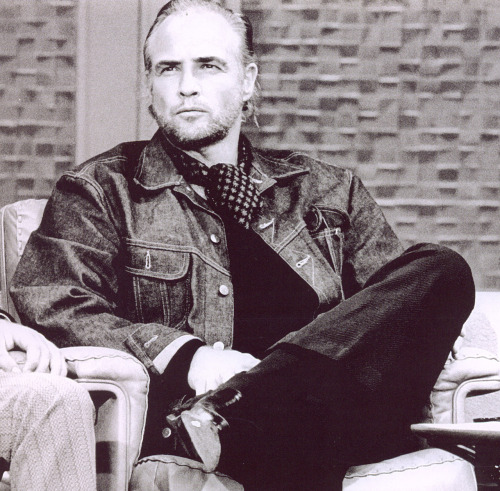 濂借幈鍧炴斁鑽′笉缇佺殑鐢峰,濂借幈鍧炵敺鏄庢槦鏀捐崱涓嶇緛