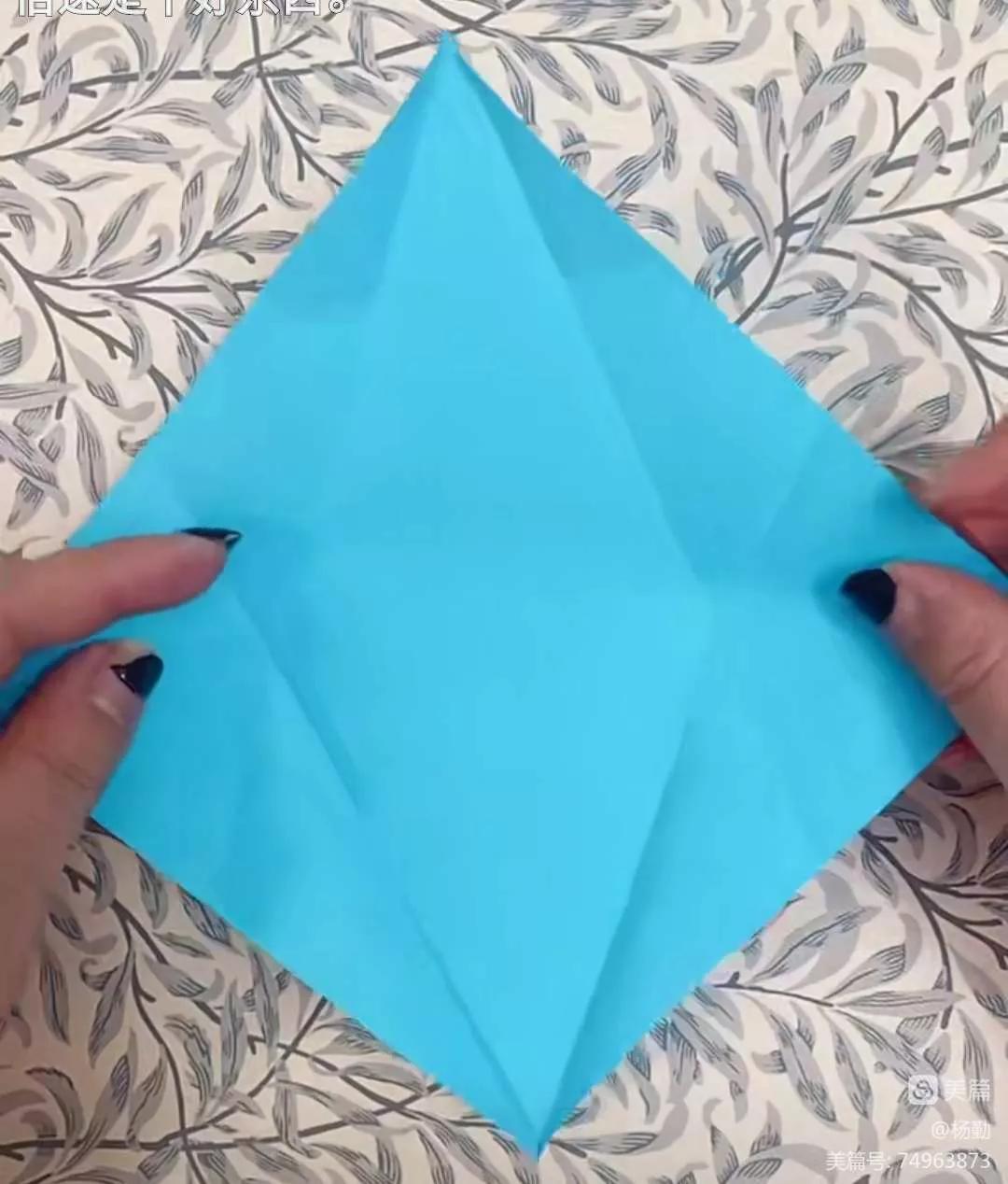 滔河乡中小巧手手工制作社团:折轮“弯月”伴你入眠