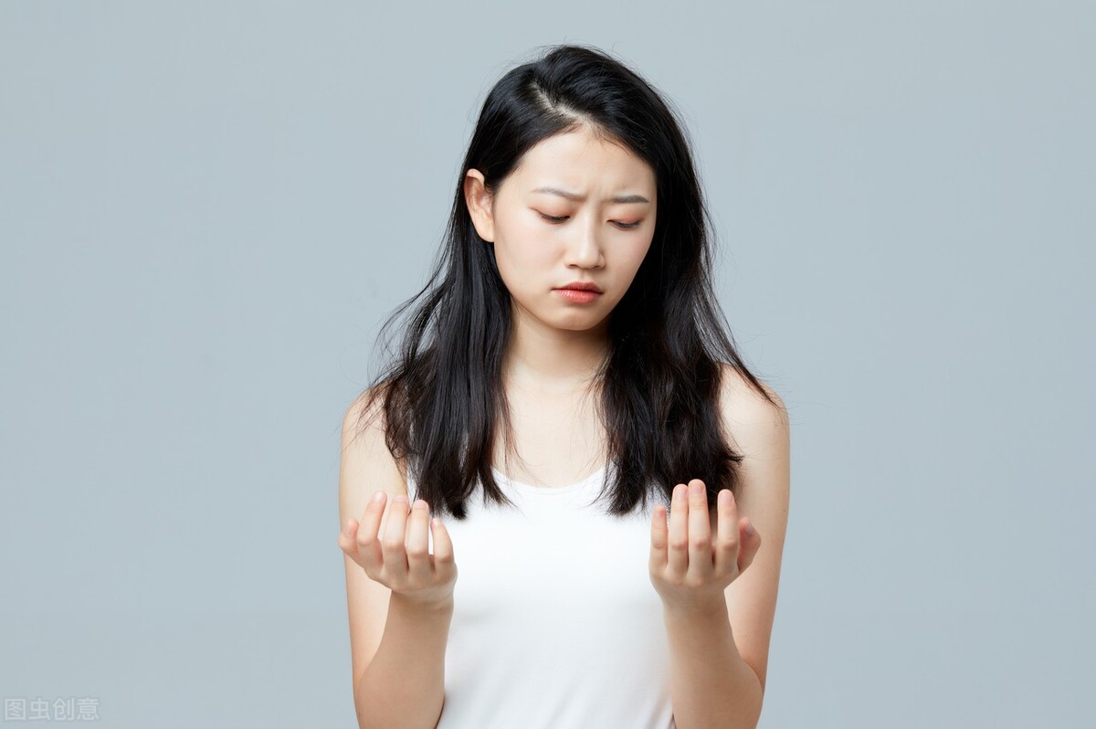 为什么梳头不掉发洗头掉那么多,梳头和洗头时掉好多头发