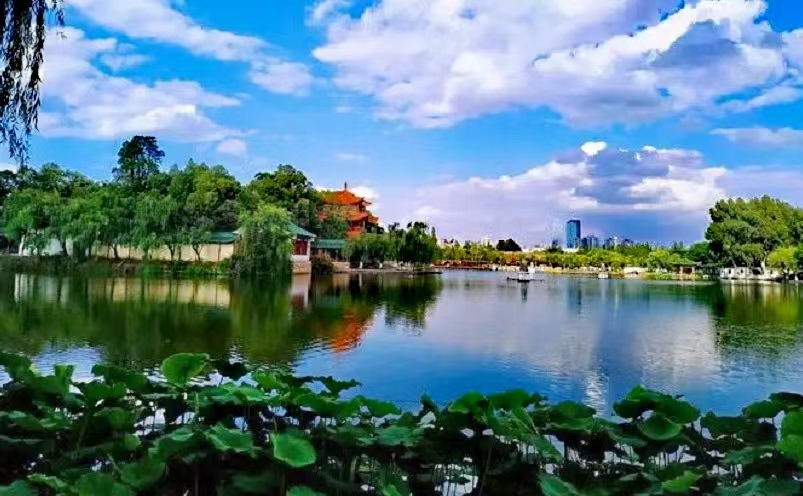 昆明旅游必去十大景点有哪些,昆明市区必玩旅游景点排名前十