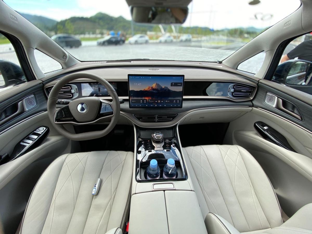 全新腾势d9试驾视频,腾势d9豪华沉浸式体验