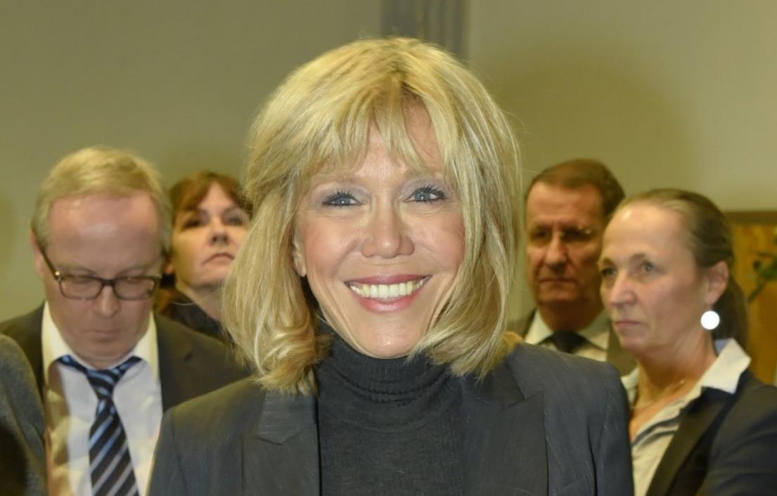 法国马克龙夫人,法国第一夫人有多美