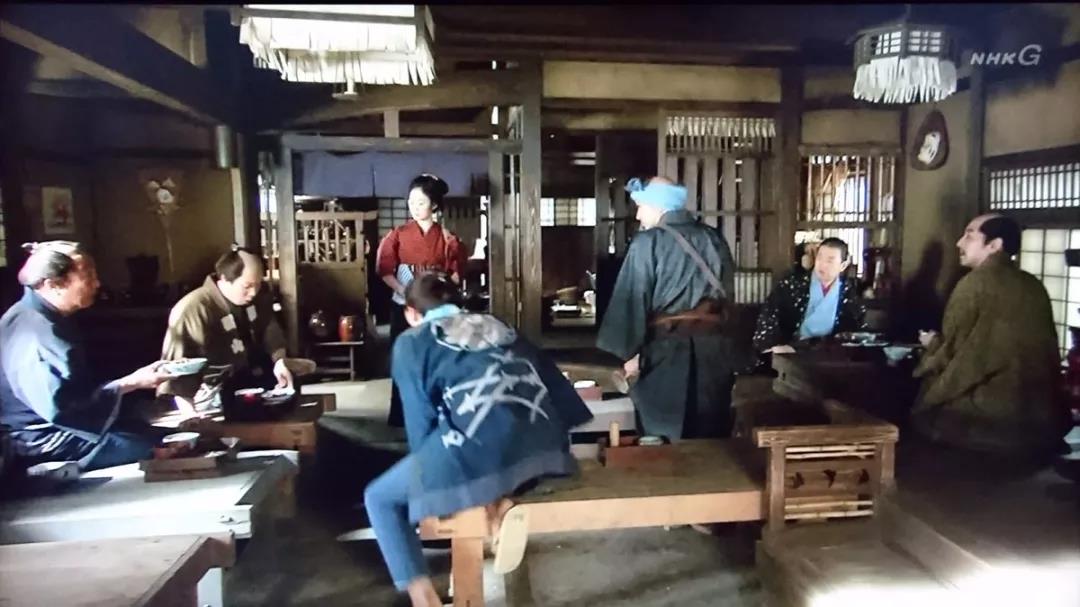 日本的居酒屋都喝什么酒,日本的居酒屋食物特别少