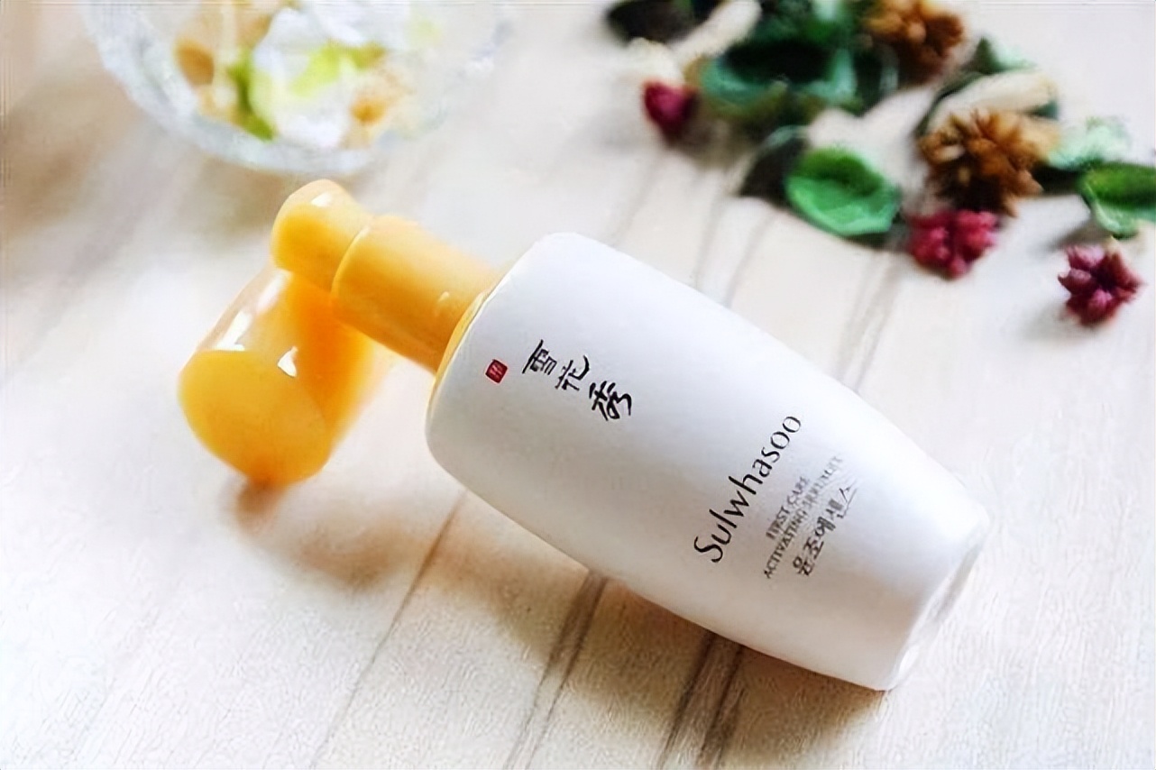 性价比最高的抗衰补水精华推荐,性价比高的抗初老保湿水乳推荐