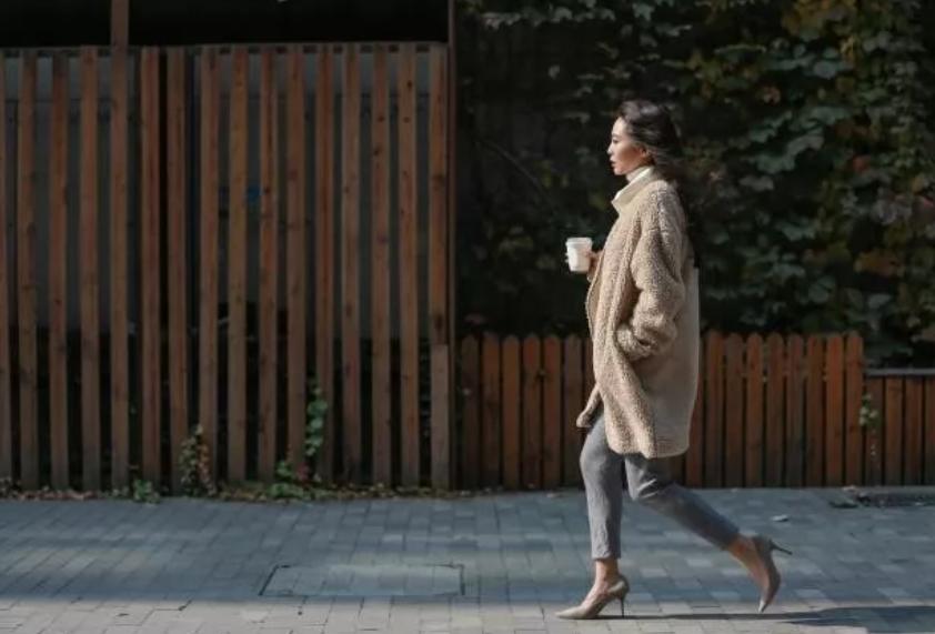 羊绒衫可以用什么蓝月亮清洗,拉绒羊绒衫怎样保养清洗