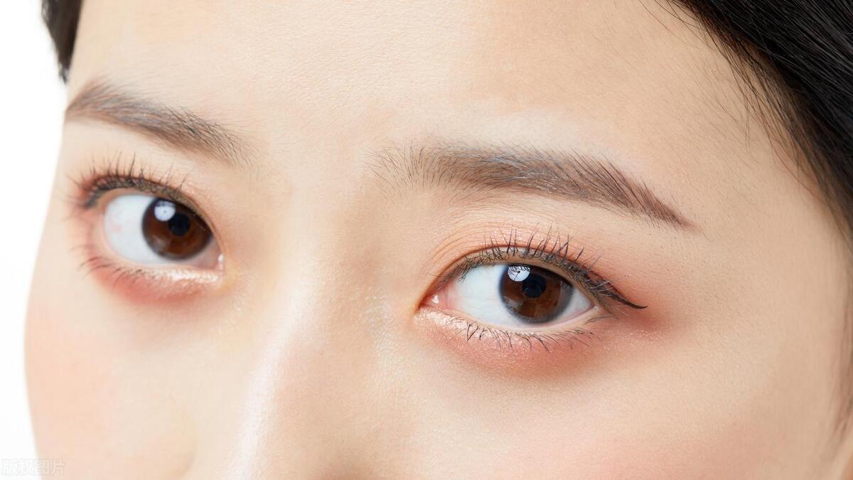 有眼屎是肝热还是肝火,感冒眼屎又黄又稠是肝火还是肺热