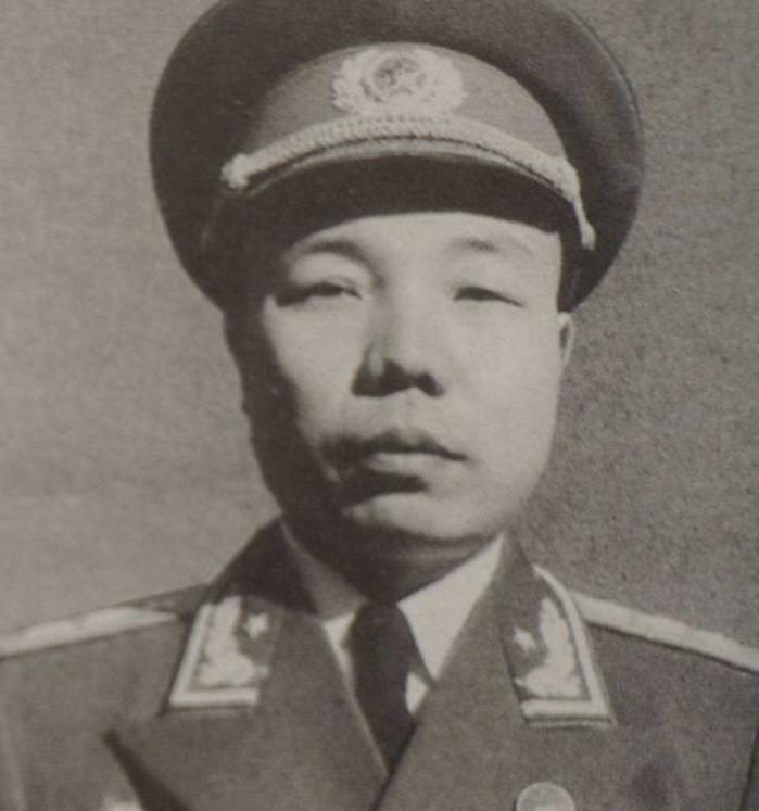 68年毛*东泽**到武汉休息时，接见曾思玉：听说你家里有个“穆桂英”