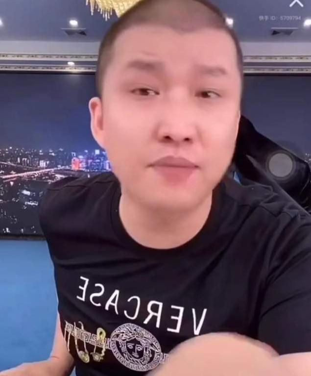 为啥骚白签约费比大仙贵,骚白说签约费真的有2亿吗