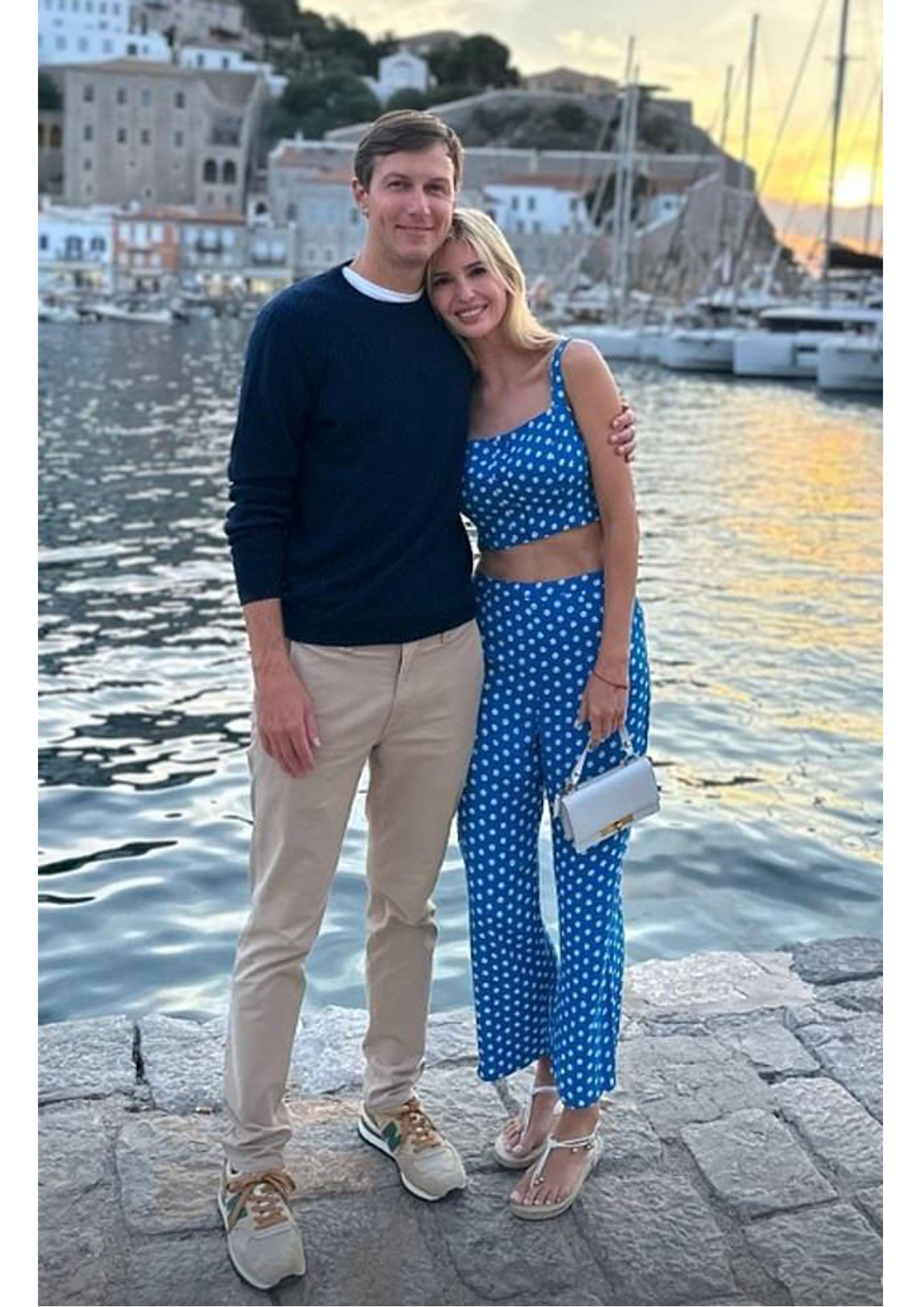 39岁伊万卡素颜出镜给美国人打气,40岁伊万卡惊艳捷克城堡