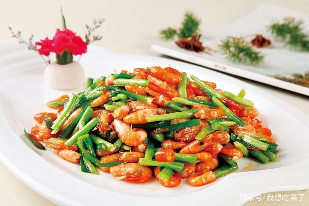 韭菜炒河虾怎么做才好吃,河虾的家常做法韭菜炒河虾