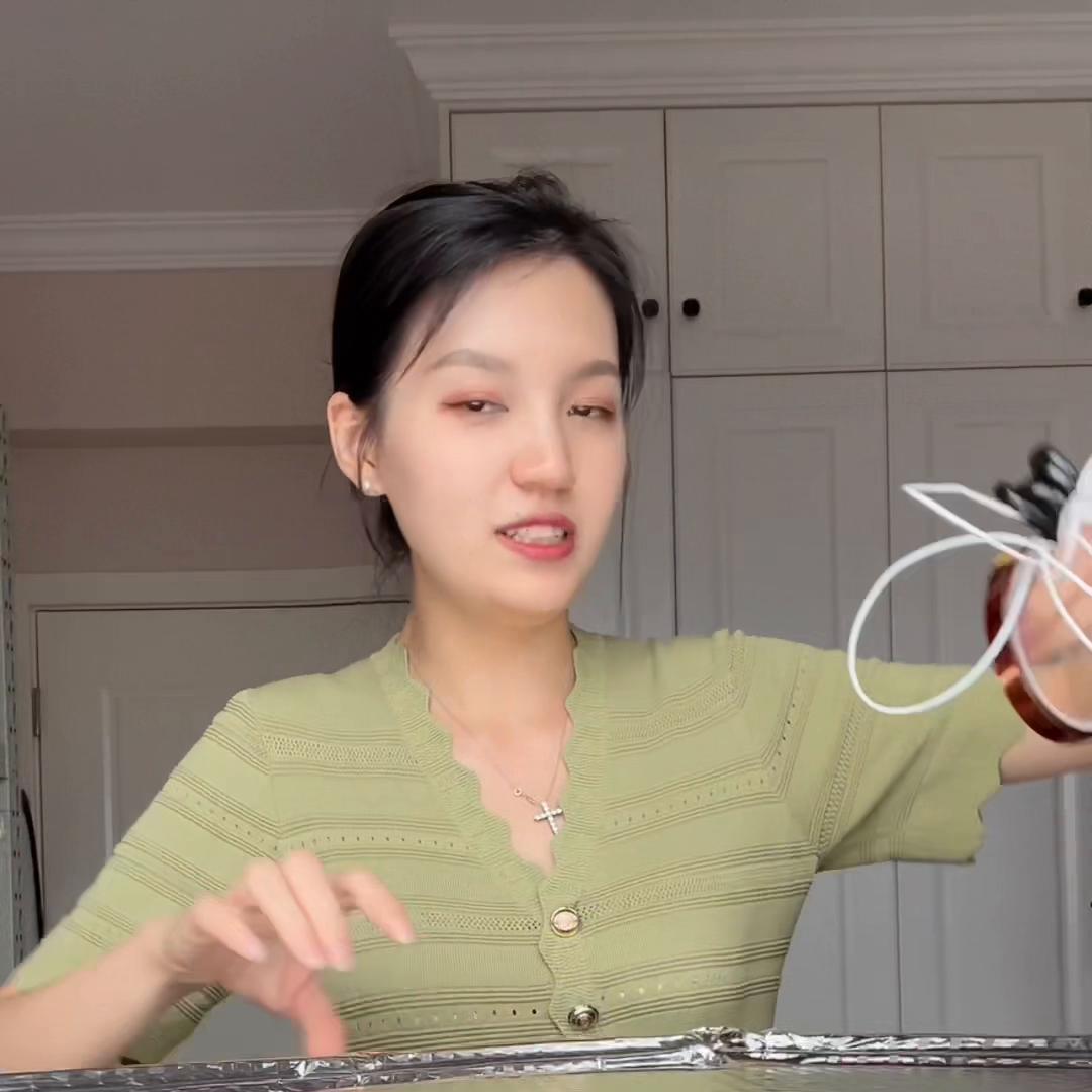 自制面包发酵方法及比例,怎样揉发酵面包子