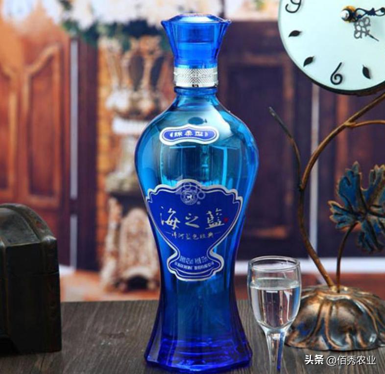 洋河酒天之蓝和梦之蓝哪个贵,洋河梦之蓝与同档次的酒对比