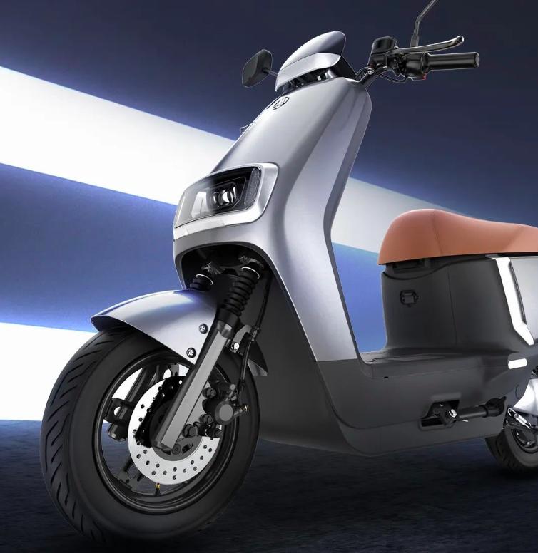 爱玛电动车a505几个配置车型,爱玛a505用车感受