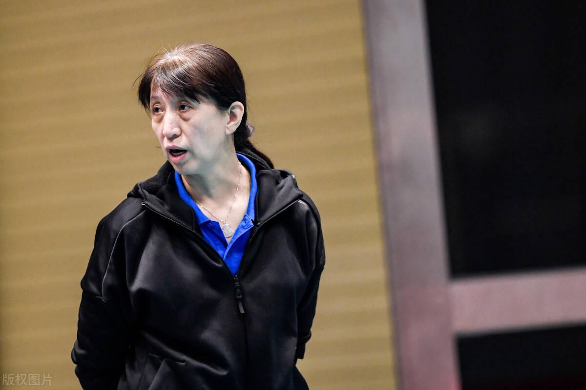 赖亚文肺腑之言助中国体坛,赖亚文的强势回归传递了什么信号