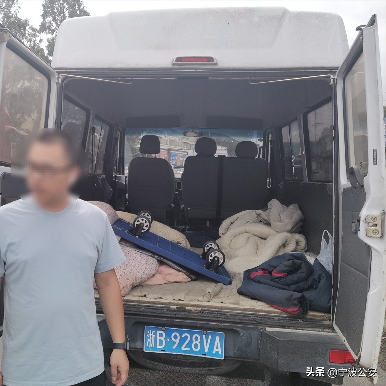 重拳出击严查交通违法行为,重拳打击交通违法整治