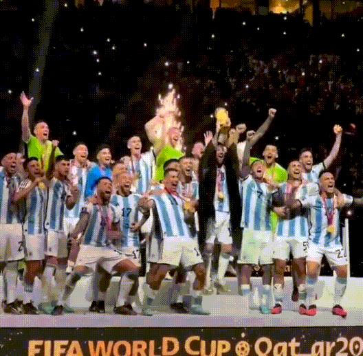 金融圈年终总结表情包,2023金融圈年终总结表情包版