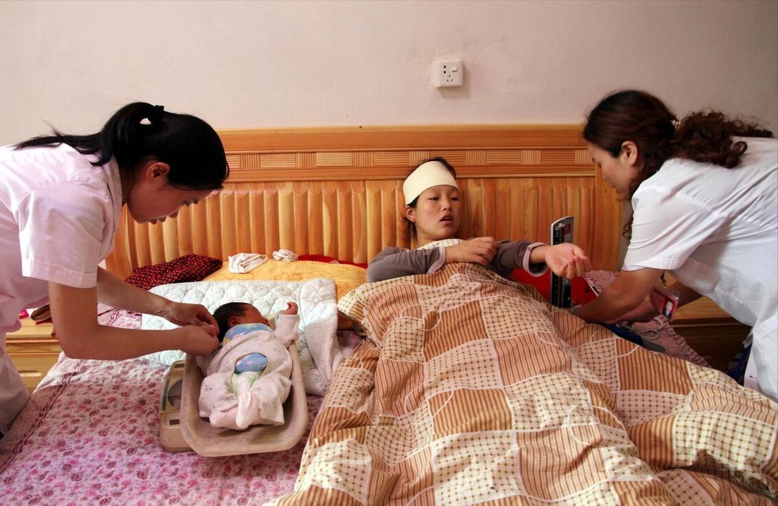 孕妈妈什么情况去医院待产才合适？别大意，准爸妈要了解临产征兆