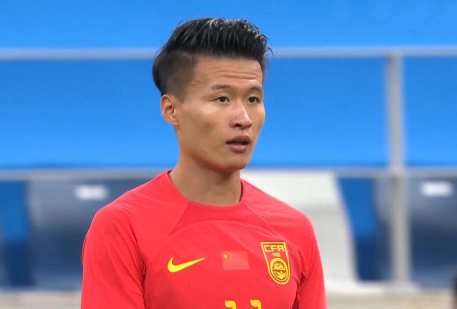 国足3:2绝杀越南武磊采访,国足前锋武磊林良铭