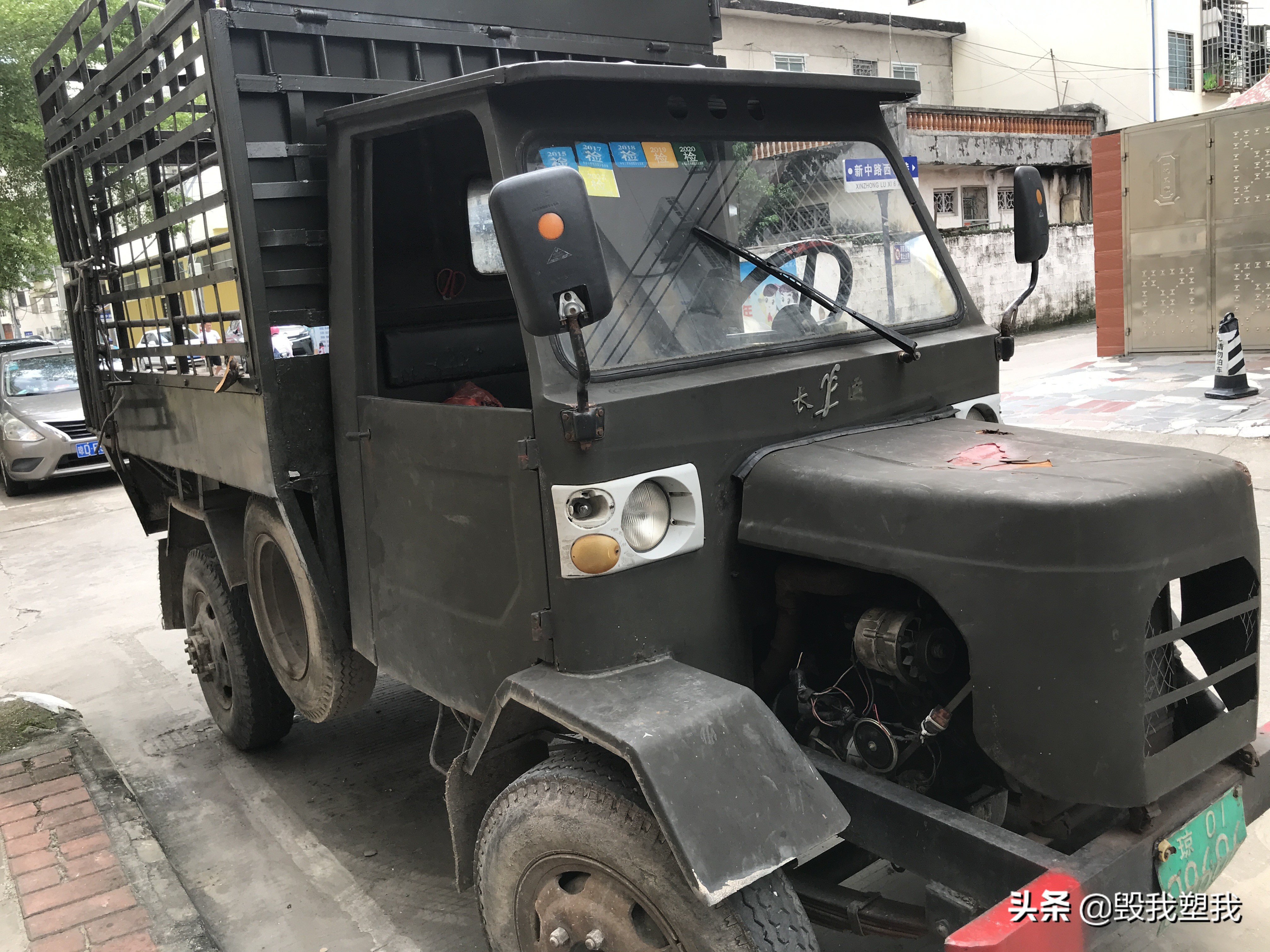 海南三亚街头真实视频,三亚街边小视频