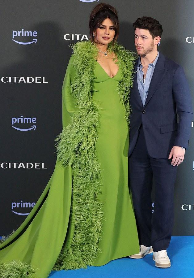 印度国宝级巨星,印度国宝级巨星美女